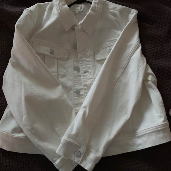1901 Jackets & Blazers - 1901 XXl white jean jacket